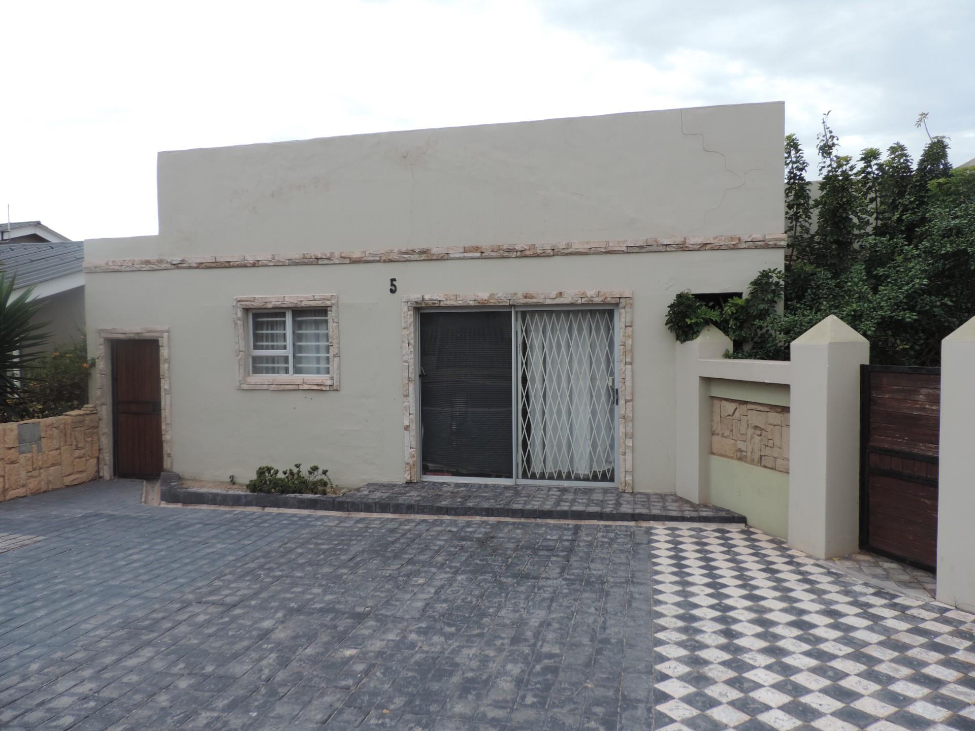 4 Bedroom Property for Sale in Parkersdorp Western Cape